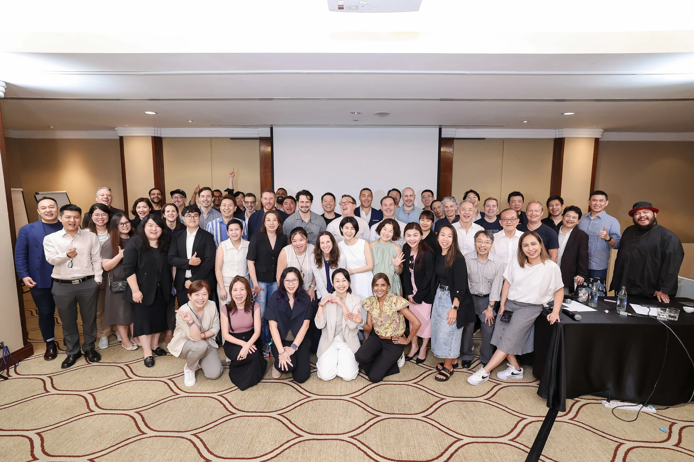 Stagwell (STGW) Accelerates APAC Growth with ADK GLOBAL Acquisition and Leadership Summit in Bangkok